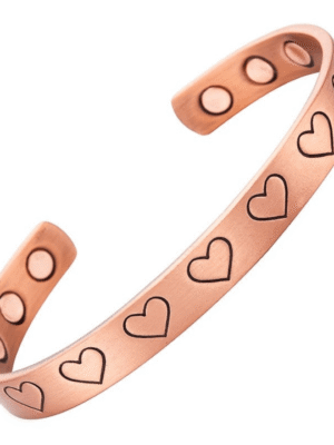 Bracelet en cuivre magnétique gravé de coeurs